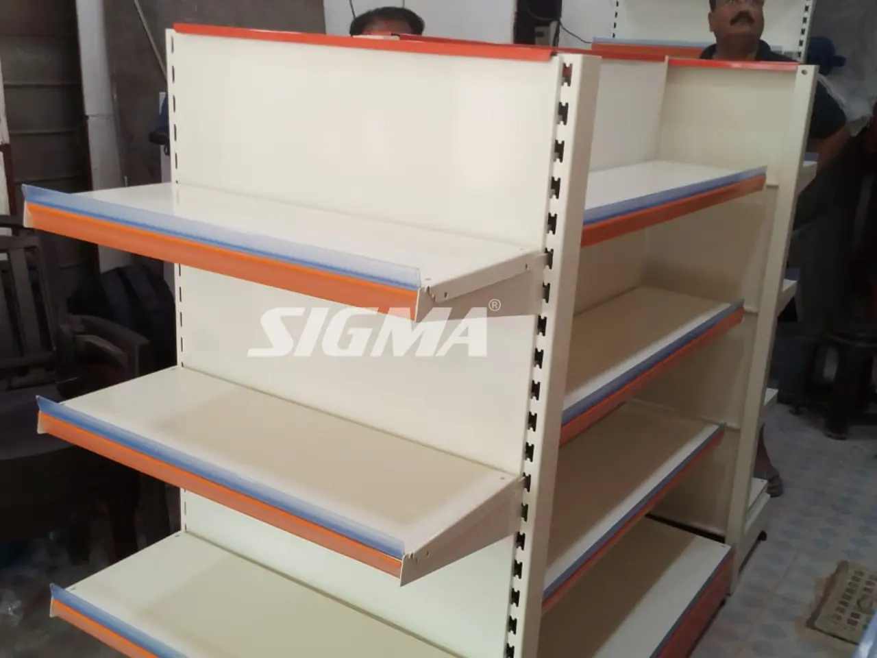 489544740_center display rack Kanpur.webp